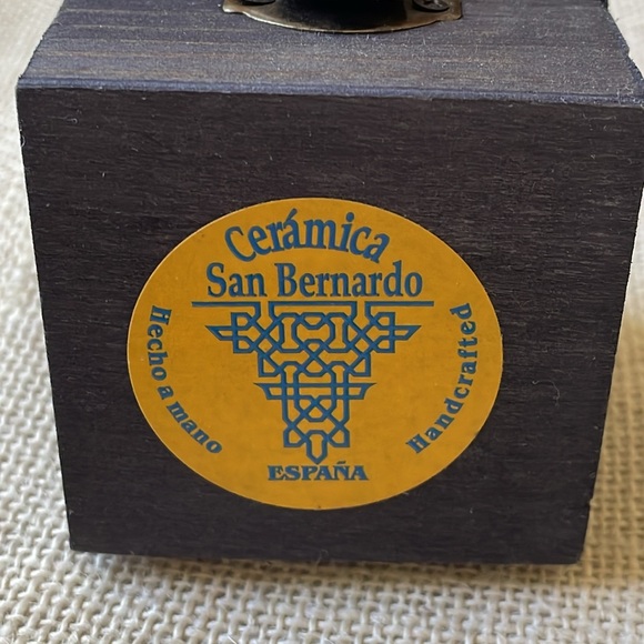 Ceramics San Bernardo Espana wood & tile small trinket box - Picture 4 of 6